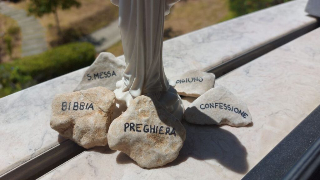 cinco pedrinhas Medjugorje